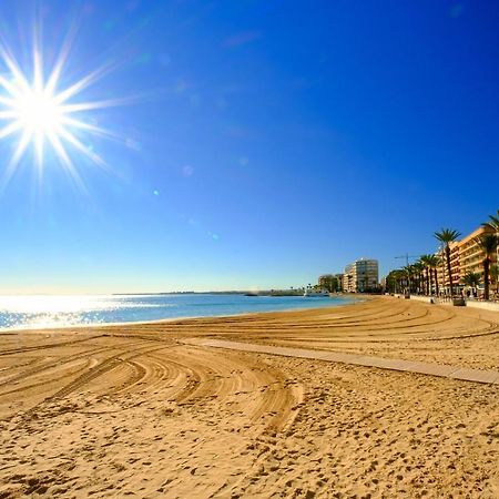 Holiday Suite Fragata Torrevieja Buitenkant foto
